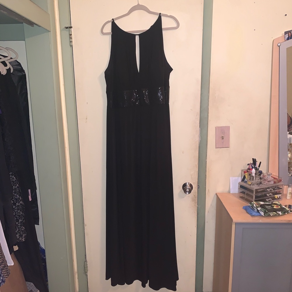 Black dress